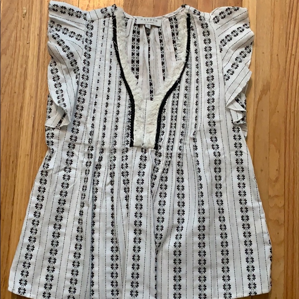 NWOT Hayden fringe cotton top S